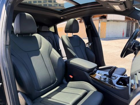 Used 2020 BMW X4 xDrive30i w/ Premium Package AWD/4WD image 18