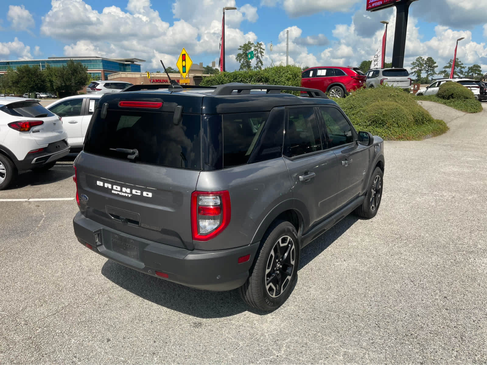 Used 2024 Ford Bronco Sport Outer Banks w/ Tech Package AWD/4WD image 5