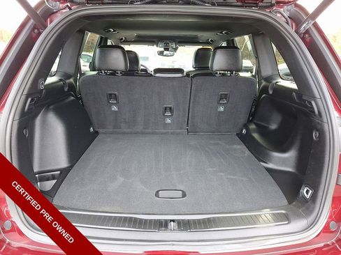 Certified 2024 Jeep Grand Cherokee Altitude image 30