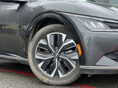 Certified 2022 Kia EV6 Wind image 2
