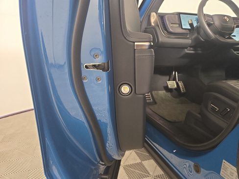 Used 2022 Rivian R1T Launch Edition AWD/4WD image 30