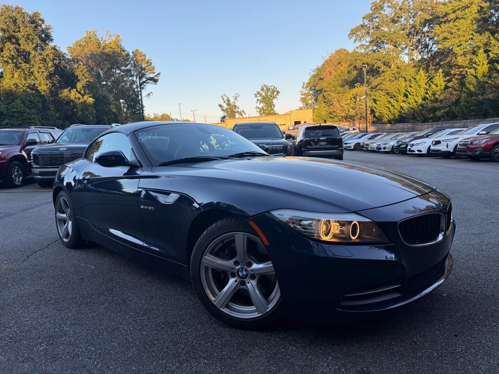 Used 2011 BMW Z4 sDrive30i RWD image 2