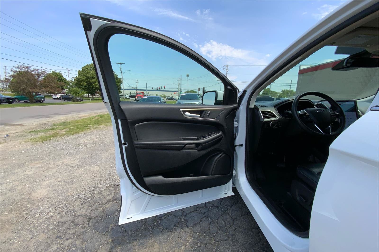 Used 2024 Ford Edge SEL AWD/4WD image 20