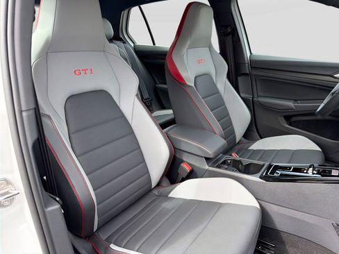 Used 2024 Volkswagen GTI Autobahn image 29