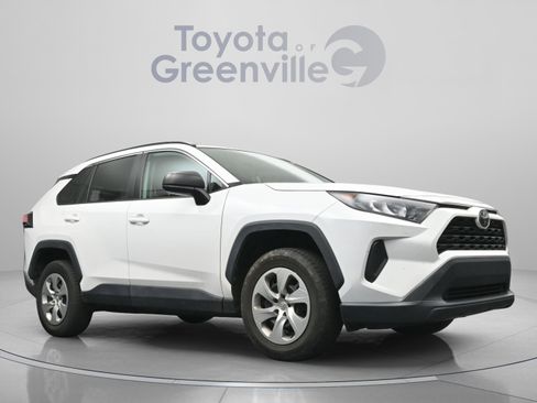 Used 2020 Toyota RAV4 LE FWD image 19