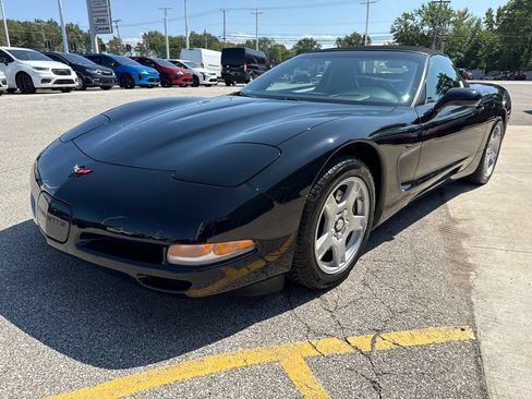 Used 1999 Chevrolet Corvette Convertible w/ Memory Pkg RWD image 16