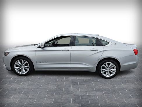 Used 2019 Chevrolet Impala LT image 4