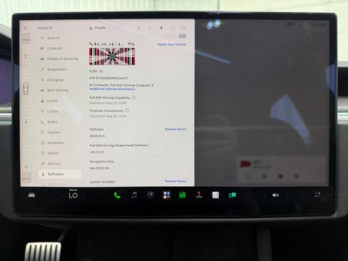 Used 2024 Tesla Model S Plaid AWD/4WD image 23