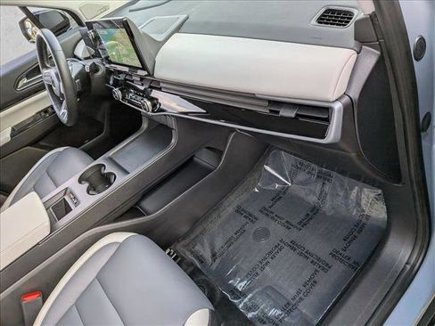 Certified 2024 Honda Prologue Touring image 23