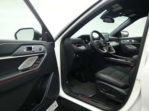 New 2026 Ford Explorer ST AWD/4WD image 8