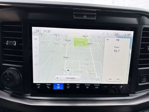 New 2026 Ford F250 Lariat w/ Black Appearance Package image 27