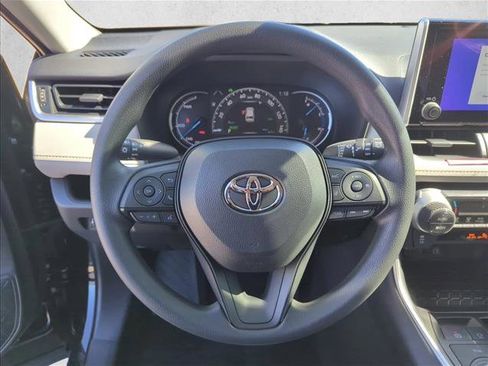 New 2025 Toyota RAV4 XLE image 15