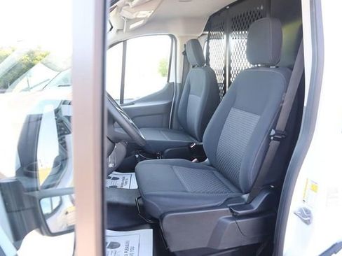 Used 2024 Ford Transit 250 Low Roof w/ Exterior Upgrade Package RWD image 8