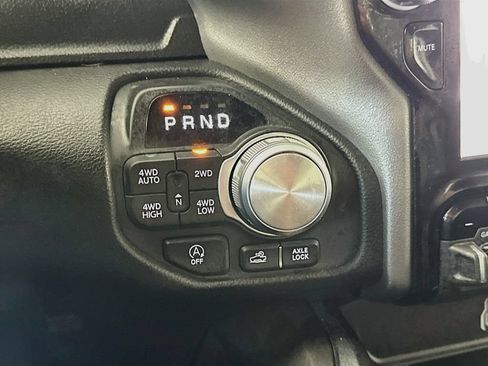 Used 2025 RAM 1500 Laramie w/ Off Road Group AWD/4WD image 16