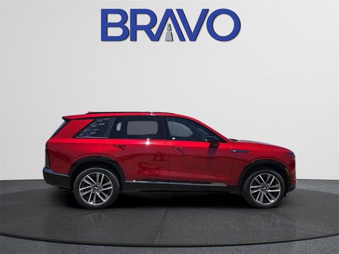 New 2026 Cadillac Vistiq Sport image 3