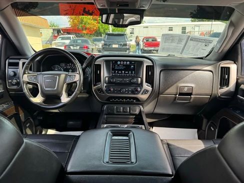 Used 2018 GMC Sierra 1500 Denali AWD/4WD image 9