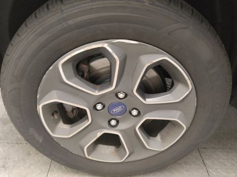 Used 2018 Ford EcoSport S image 31