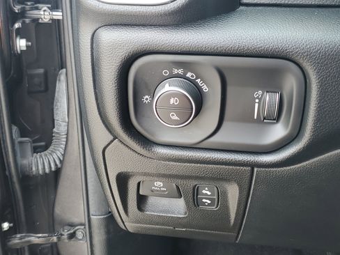 Used 2022 RAM 1500 Big Horn image 23