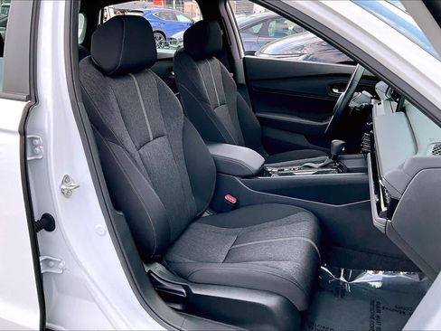 Used 2025 Honda Accord Sport image 9