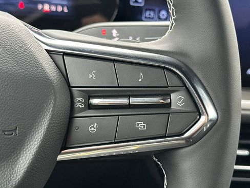 New 2025 Chevrolet Traverse LT w/ Enhanced Driving Package image 29