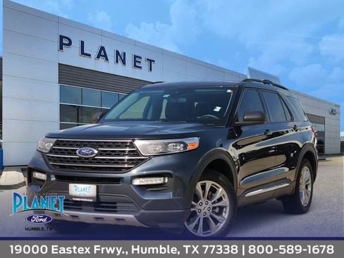 Used 2024 Ford Explorer XLT w/ Equipment Group 202A RWD image 1