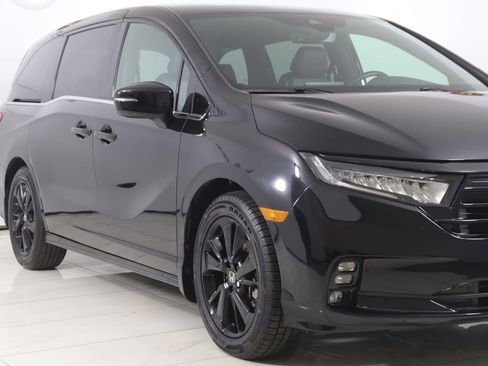 Used 2023 Honda Odyssey Sport image 39