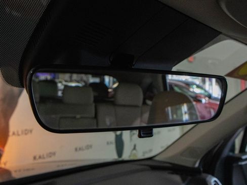 Used 2025 Kia Sorento S w/ Panoramic Sunroof Package FWD image 13