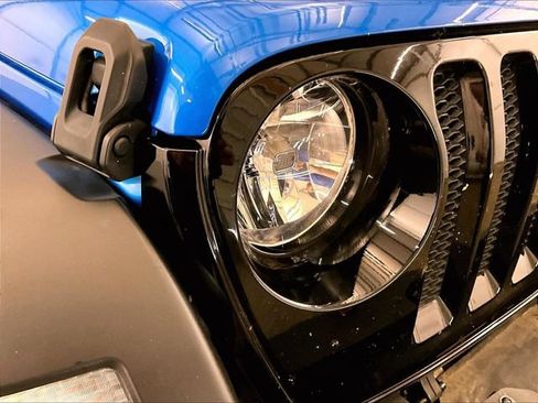 Used 2023 Jeep Wrangler Sport AWD/4WD image 27