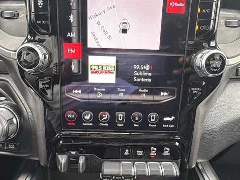 Used 2020 RAM 1500 Laramie w/ Sport Appearance Package image 20