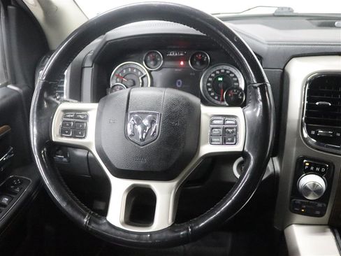 Used 2018 RAM 1500 Laramie w/ Convenience Group AWD/4WD image 24