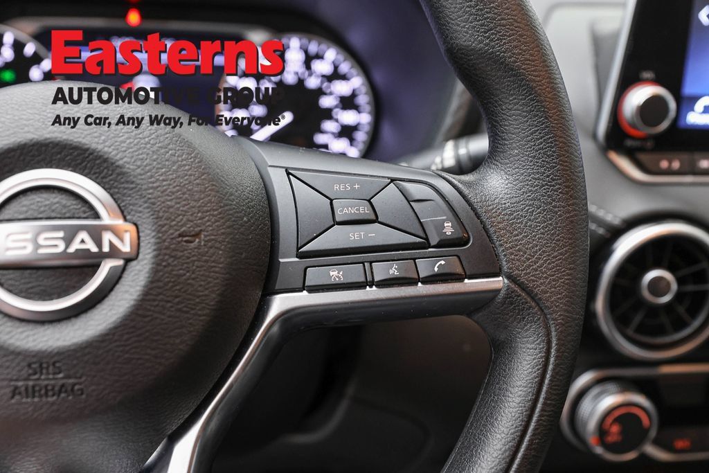Used 2024 Nissan Sentra SV FWD image 16