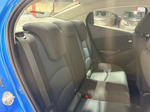 Used 2020 Toyota Yaris LE image 30