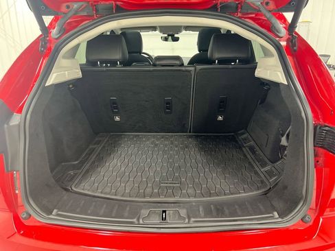 Used 2019 Jaguar E-PACE S AWD/4WD image 25