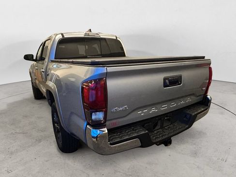 Used 2023 Toyota Tacoma SR5 AWD/4WD image 3