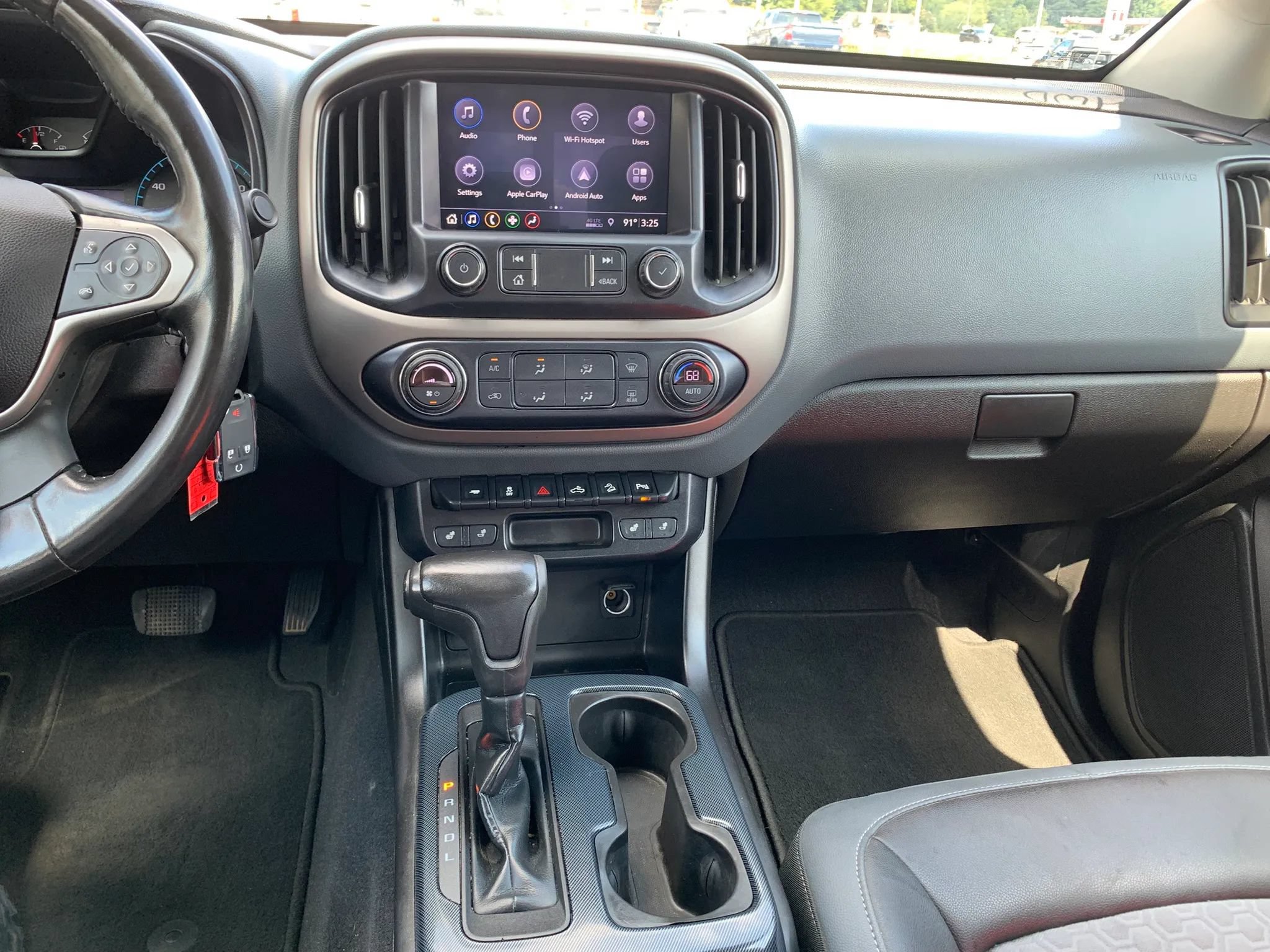 Used 2019 Chevrolet Colorado Z71 AWD/4WD image 14