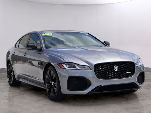 Used 2024 Jaguar XF R-Dynamic SE AWD/4WD image 3