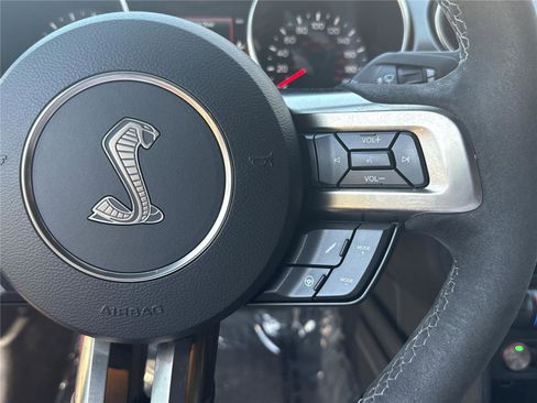 Used 2020 Ford Mustang Shelby GT350 w/ Technology Package image 14