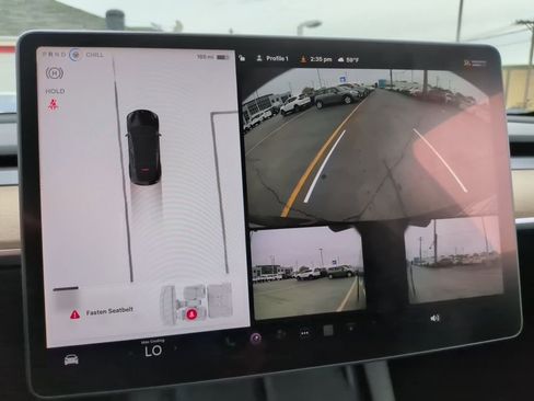 Used 2022 Tesla Model Y Long Range AWD/4WD image 28