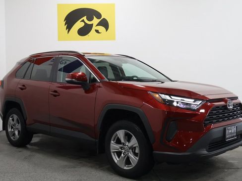 Used 2023 Toyota RAV4 XLE image 6