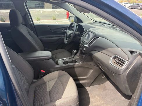 Used 2021 Chevrolet Equinox LT FWD image 12