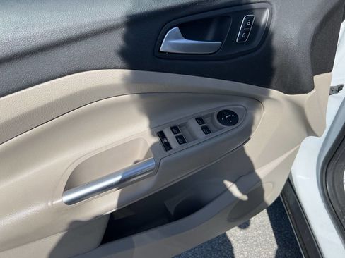 Used 2014 Ford Escape SE w/ Equipment Group 201A image 11