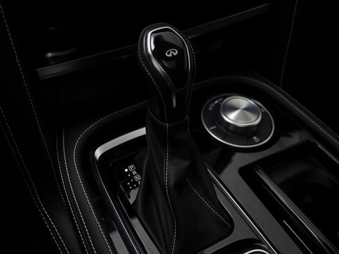 Used 2023 INFINITI QX80 Premium Select w/ Cargo Package image 11