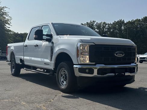 New 2026 Ford F350 XL w/ XL Chrome Package image 11