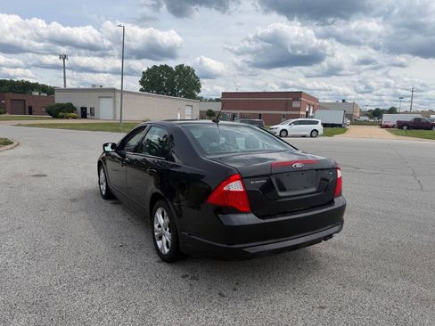 Used 2012 Ford Fusion SE FWD image 3