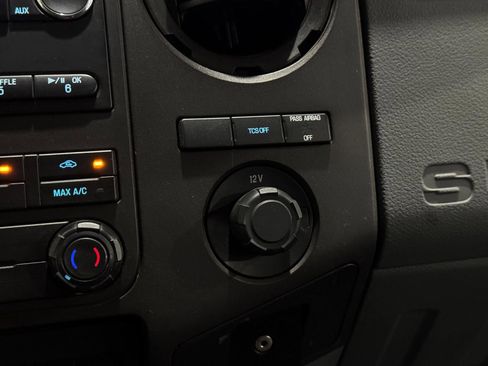 Used 2016 Ford F450 XL w/ Power Equipment Group AWD/4WD image 10