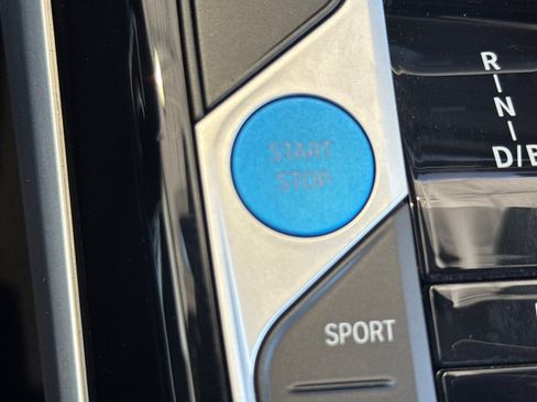 Used 2023 BMW i4 eDrive35 w/ Premium Package RWD image 28