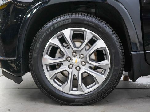 Used 2018 Chevrolet Traverse Premier AWD/4WD image 31