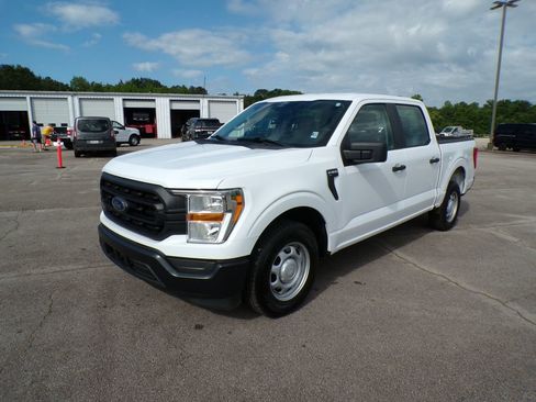 Used 2022 Ford F150 XL w/ Trailer Tow Package RWD image 3