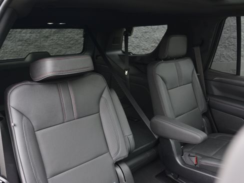 Used 2021 Chevrolet Tahoe RST w/ Luxury Package RWD image 34