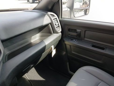 New 2026 RAM 2500 Tradesman image 32